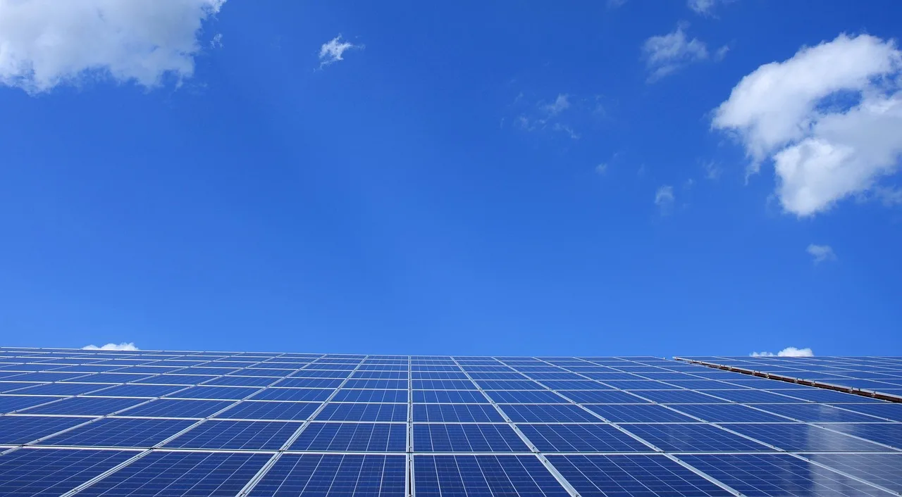 Foto zum Beitrag Energieberater in Zürich: 5 Anbieter für Eigentümer und Mieter von Gewerbeflächen